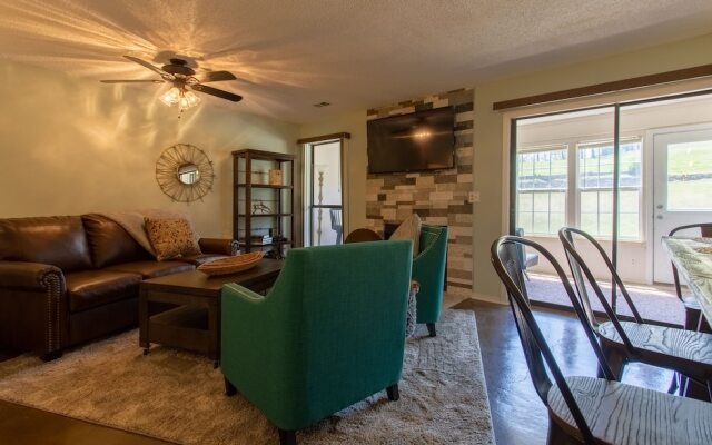 Respite 2 Bedroom Condo