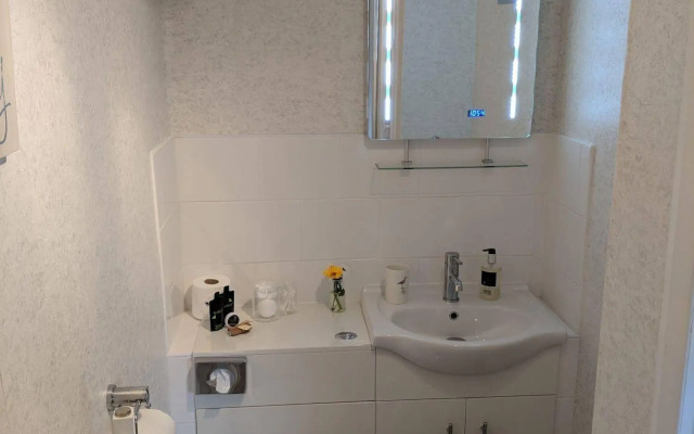 Broadwater Guest House