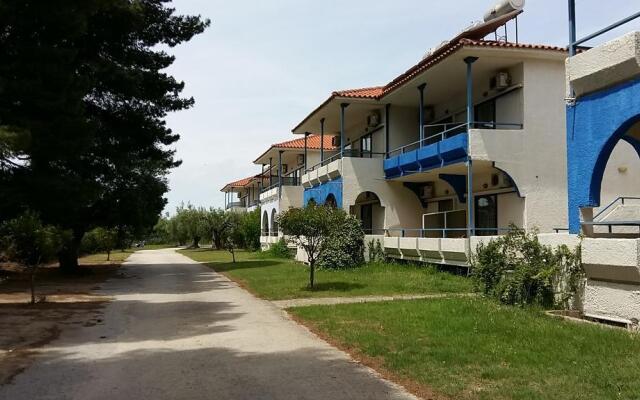 Sithonia Village