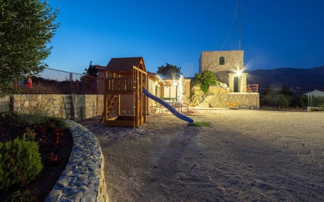 Beautiful Home in Split With Wifi and 3 Bedrooms