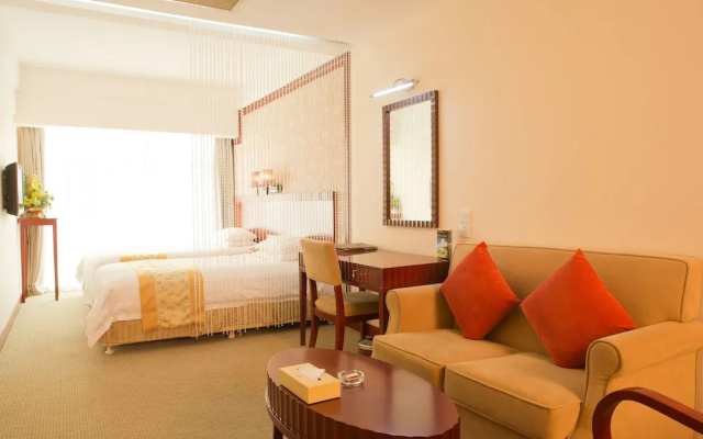 Silver Hotel