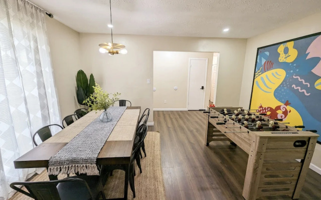 Vibrant Getaway Say Hello to the Best of Houston