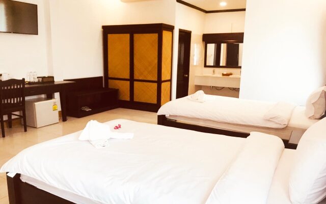 Khung City Hotel