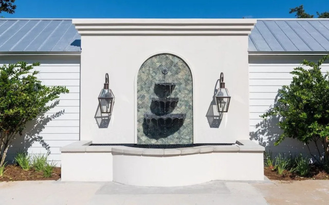 Oyster Bay Boutique Hotel