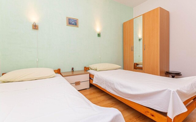 Nice Home in Betina With Wifi and 2 Bedrooms