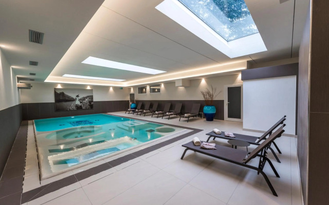 Villa Italia Luxury Suites and Apartments