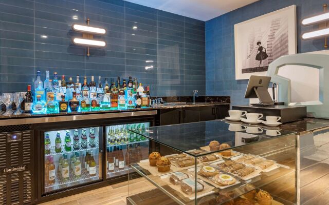 The Draper New York, Tapestry Collection by Hilton