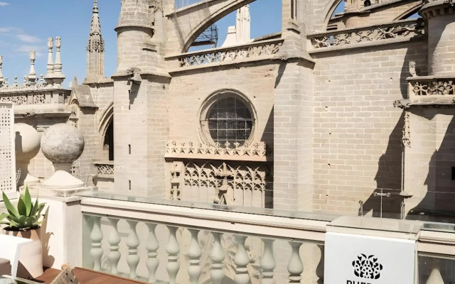 Puerta Catedral Suites