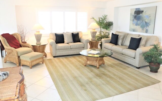 Jamaica Royale 403 - 2 Br Condo