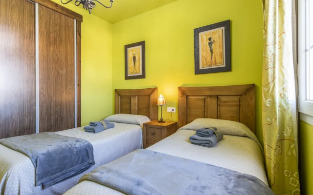 3-bedroom Apartment With Pool