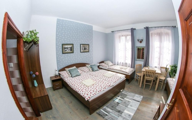 Mini Hotel Abraka