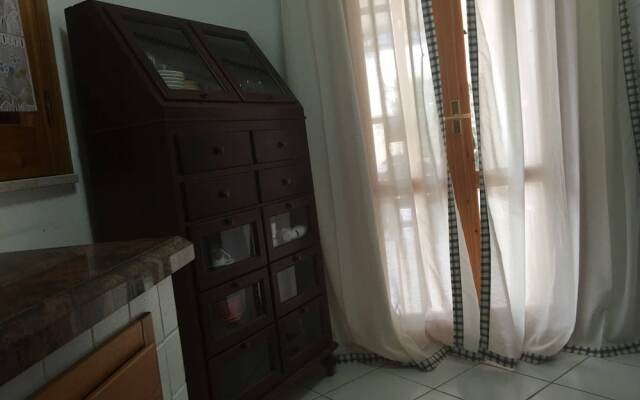 Trilocale In Villa Con Piscina - Clima E Wi-fi