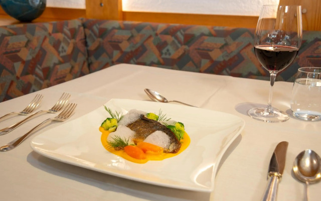 Hotel Restaurant Alpina