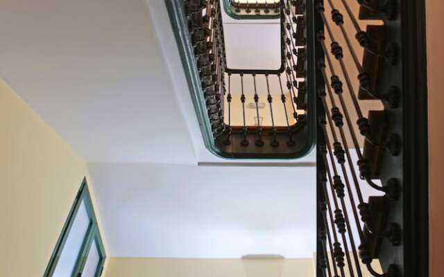 Atocha Hub - MADFlats Collection
