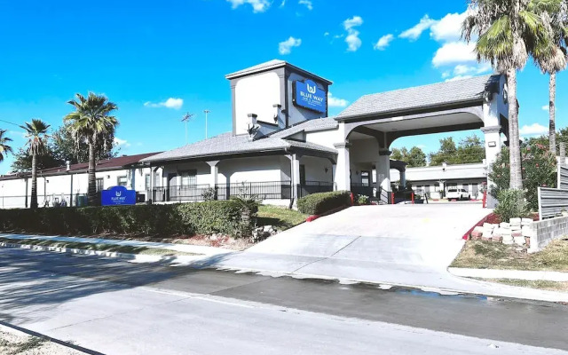 Blue Way Inn & Suites By Jasper Houston