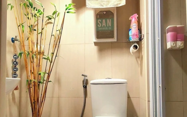 Urban Retreat at Shell Residences With Netflix 300mbps Wifi