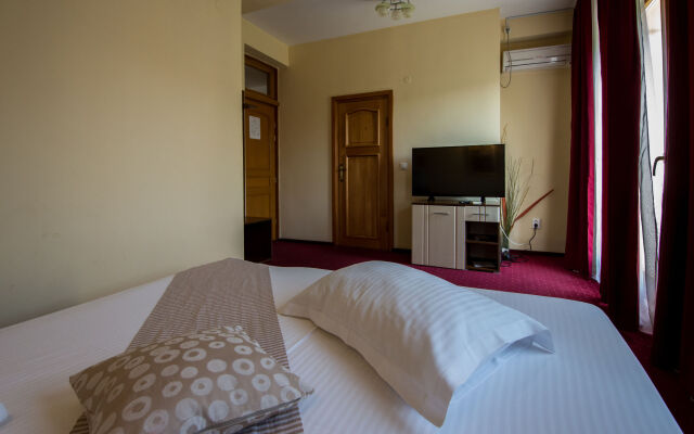 Hotel Tudor