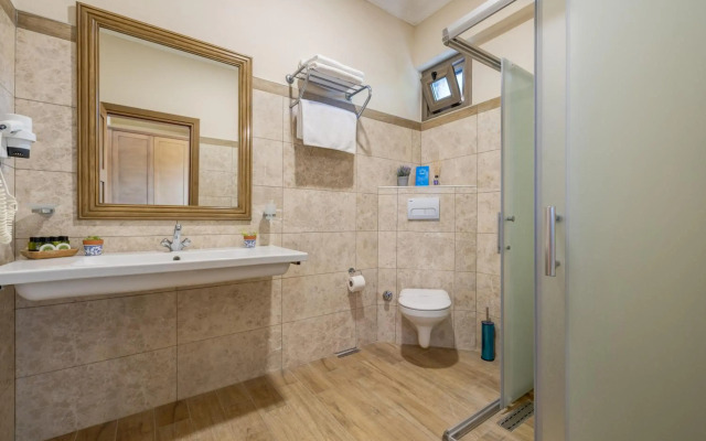 Cinarli Kasri Hotel