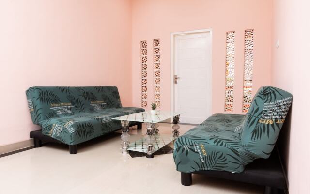 Sellinas Family Residence by OYO Rooms