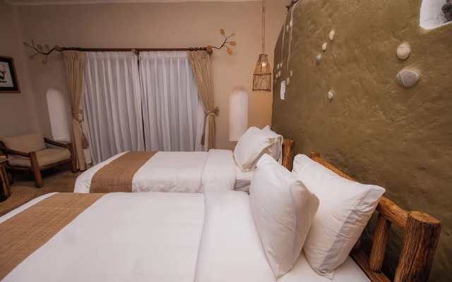 Barahi Jungle Lodge