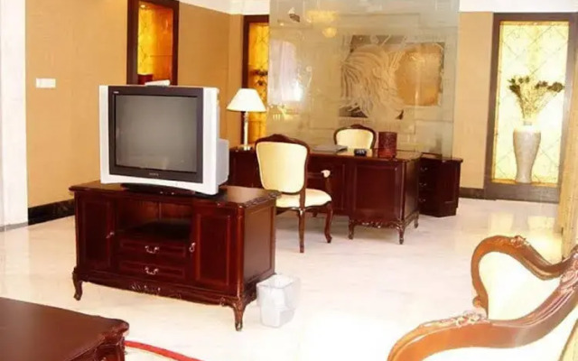 The Twenty Four Bridge Hotel