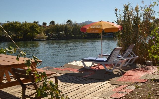 Villa Yalili