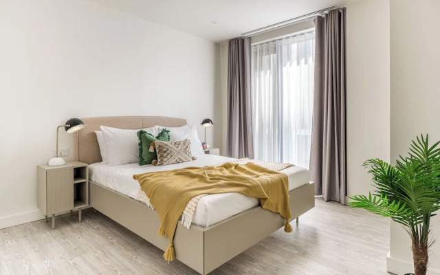 Stratford Apartments by Urban Rest