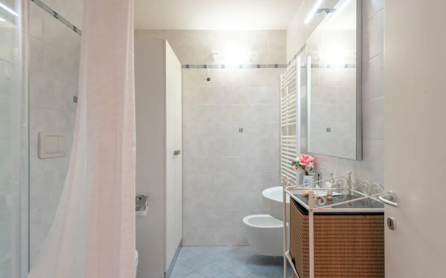 Charming Apartment Genova City View