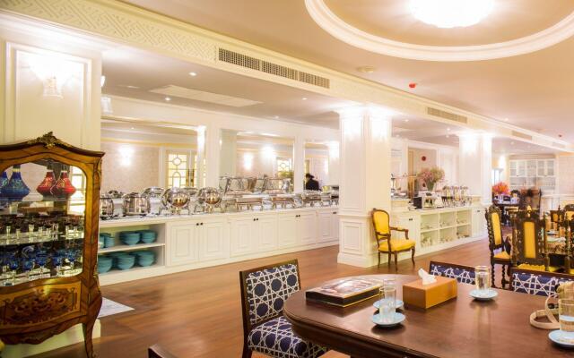 At Pingnakorn Riverside Hotel Chiangmai