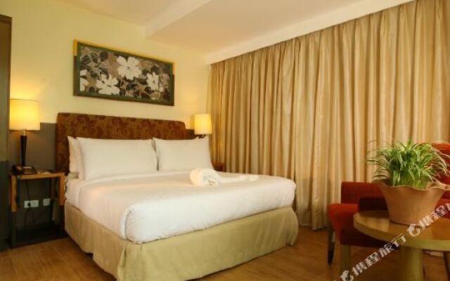 One Tagaytay Place