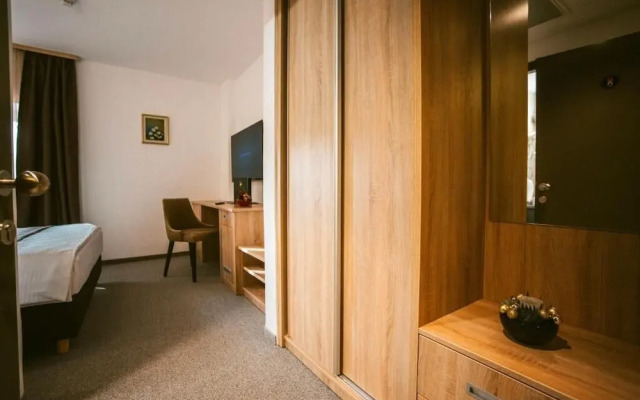 Pansion Bernarda Nova