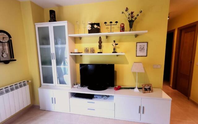 Apartamento de 3 dormitorios con piscina - Riaza Vacacional