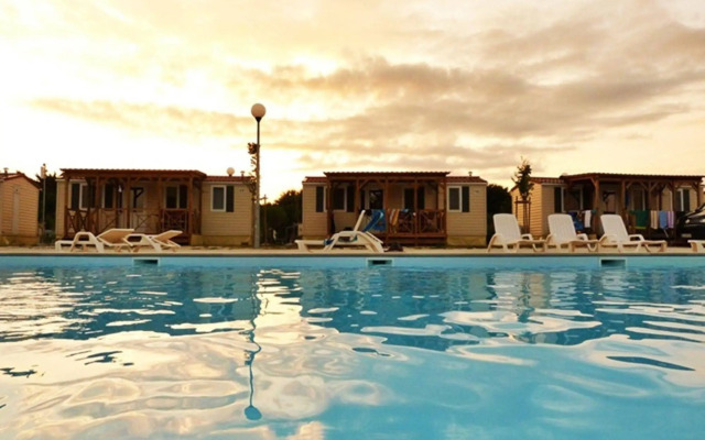 Mobile Homes Peros