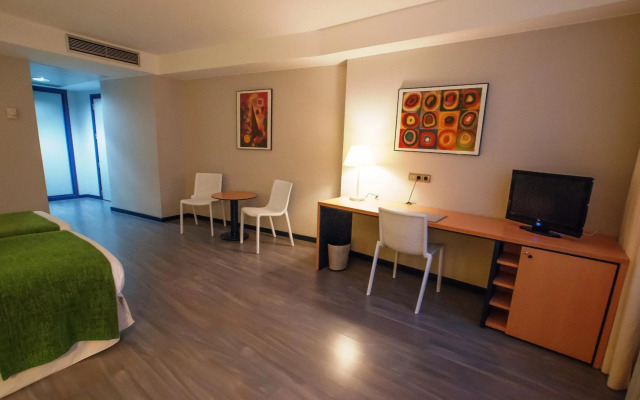 ibis Styles Zaragoza Ramiro I