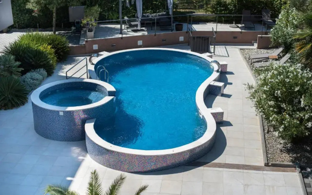 Hotel Petrcane