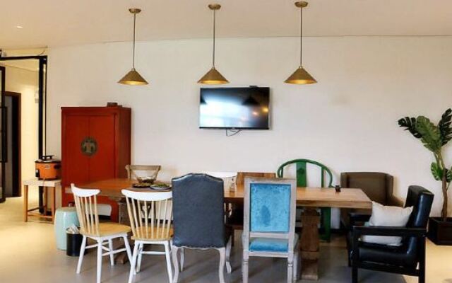 Manya Hotel