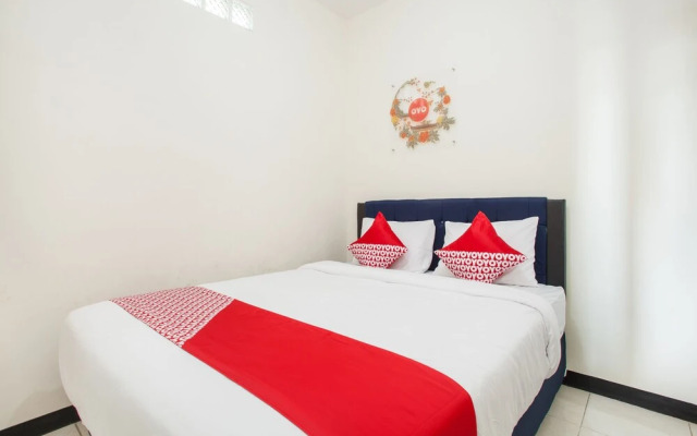 Oyo 1182 Shevin Guest House Syariah