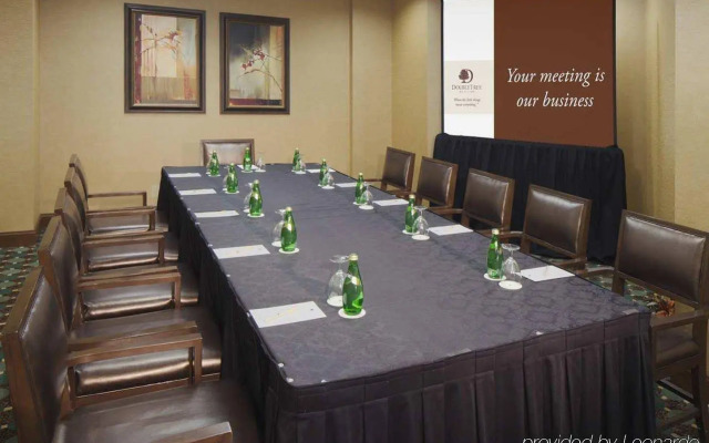 DoubleTree Suites by Hilton Orlando - Disney Springs® Area