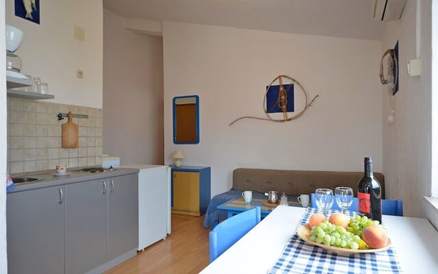 Apartments Maritea