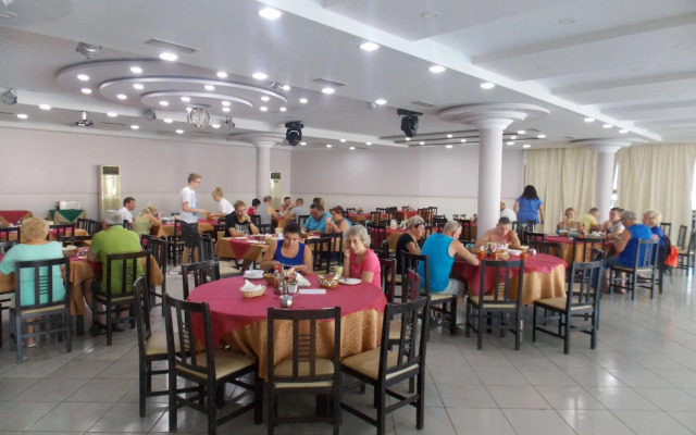 Hotel Mediterrane