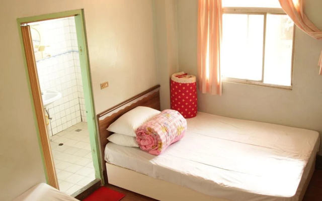 Ron Gong Hotel