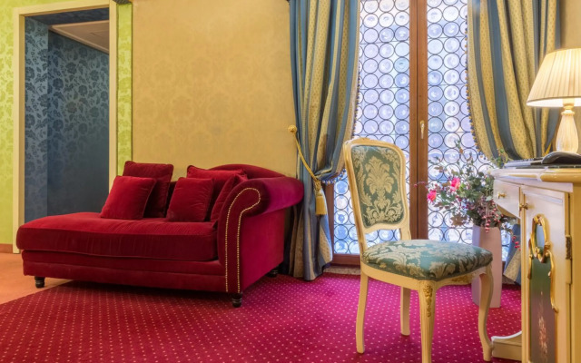 Hotel Becher