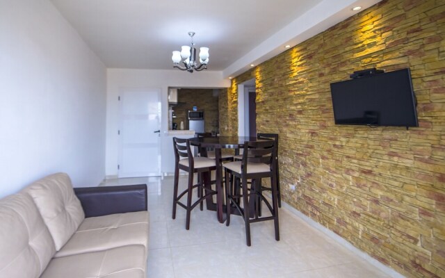 Luxury Neptuno Apartment