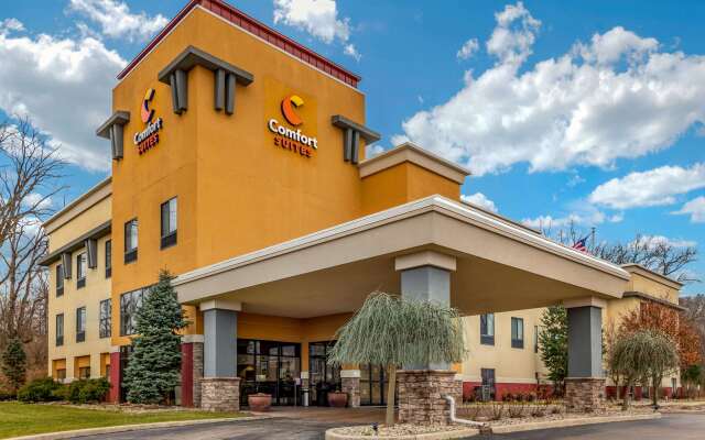 Comfort Suites South