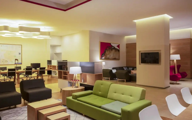 Fiesta Inn Celaya Galerías