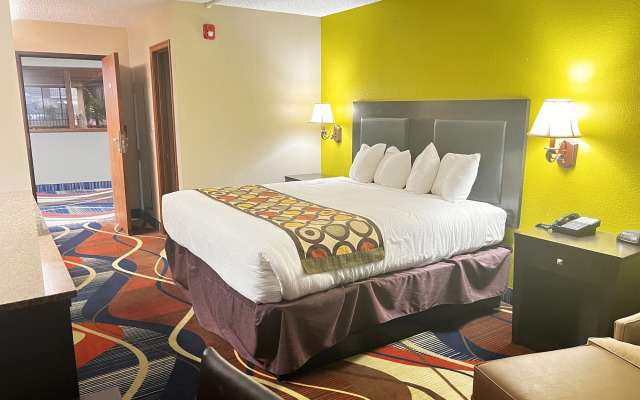 Apple Tree Inn and Suites