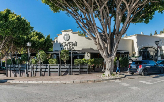 Newly renovated 3 bedroom apt next to Puerto Banús