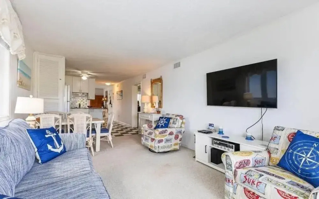 Beauty & The Beach-8B - 2 Br Home