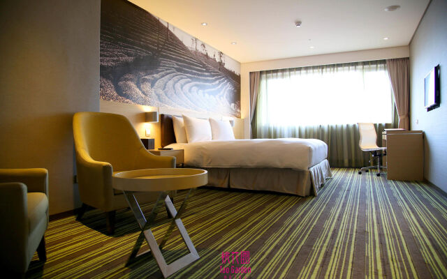 Tao Garden Hotel