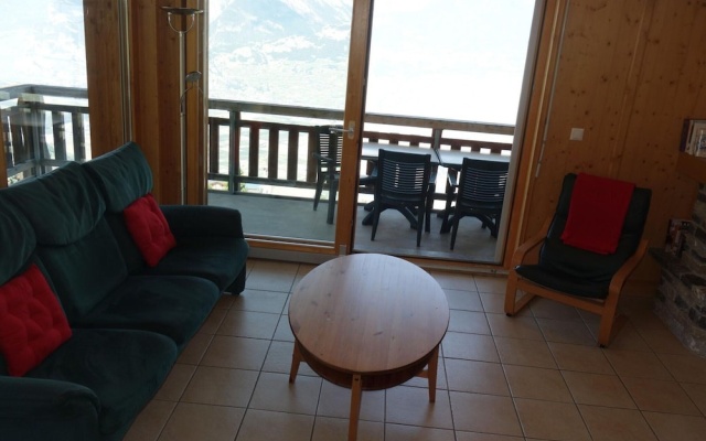 Spacious Apartment With Firepllace – Balcony – Veysonnaz